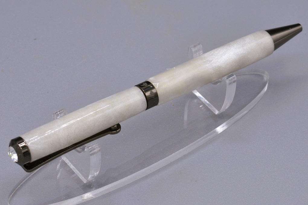 Handmade Diana twist pen. White resin.