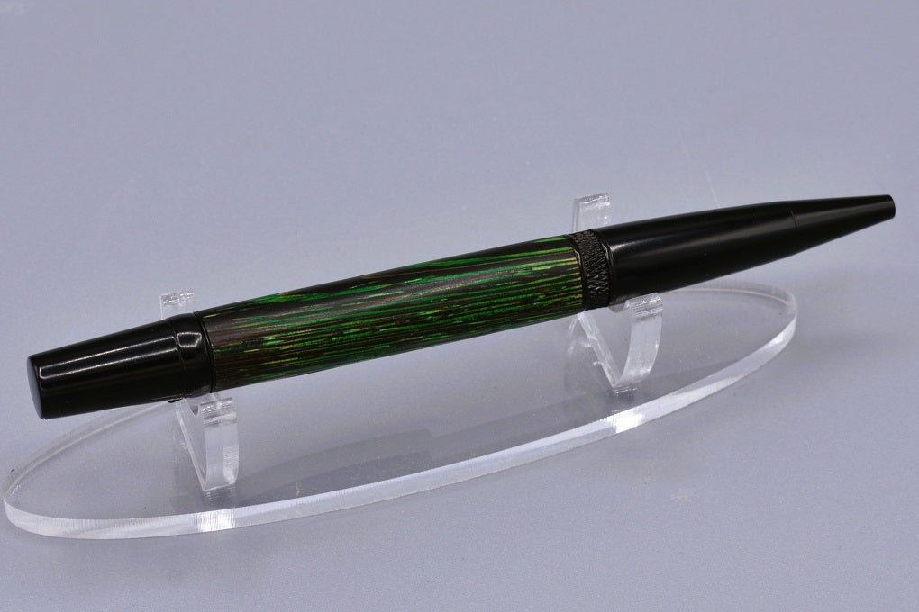 Handmade Knurl twist pen. Dyed Wenge.
