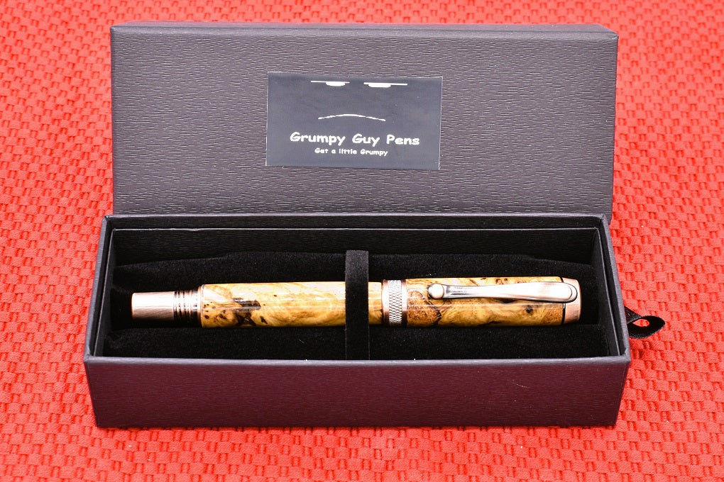 Handmade Knurl Fountain pen in Oak Burl wood.