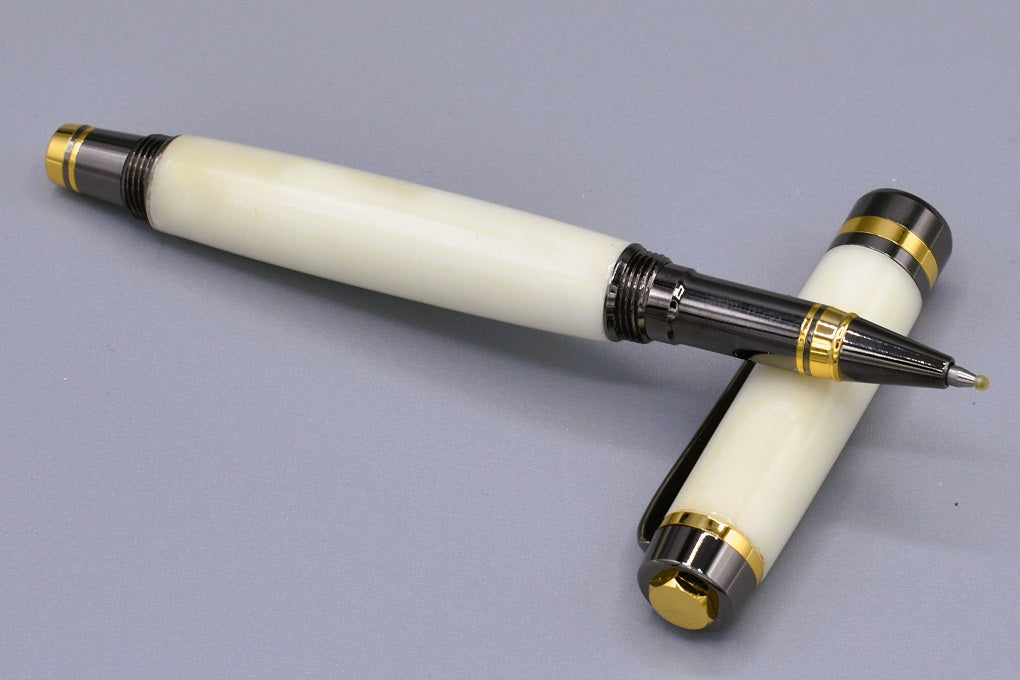 Handmade Classic rollerball pen. White resin.