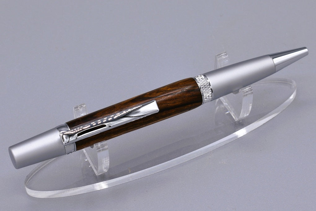 Handmade Knurl twist pen. Ironwood.