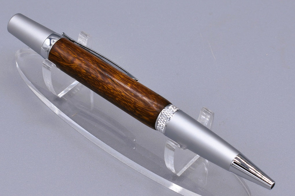 Handmade Knurl twist pen. Ironwood.