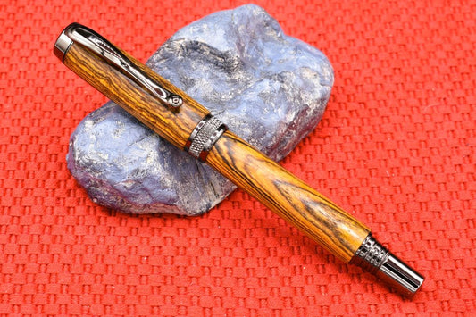 Handmade Knurl rollerball pen. Bocote wood.
