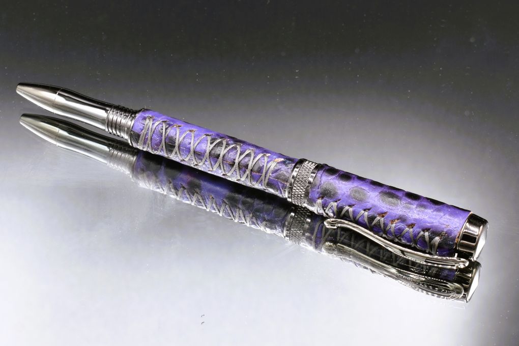Handmade Knurl rollerball pen. Blue gator embossed leather.